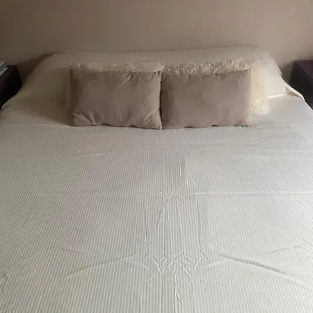 Apartment 2 *